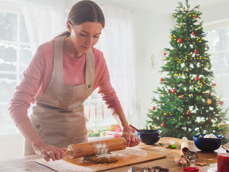 El aroma de las especias, el calor del horno y el deleite de compartir deliciosos manjares recién hechos hacen que la experiencia de hornear en casa durante las festividades sea…