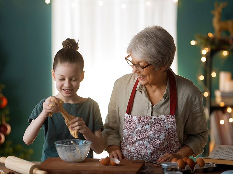 Cuando los días se acortan y el aire comienza a llenarse de ese fresco aroma invernal, llega también la época más acogedora del año: la Navidad. Es tiempo de encender…